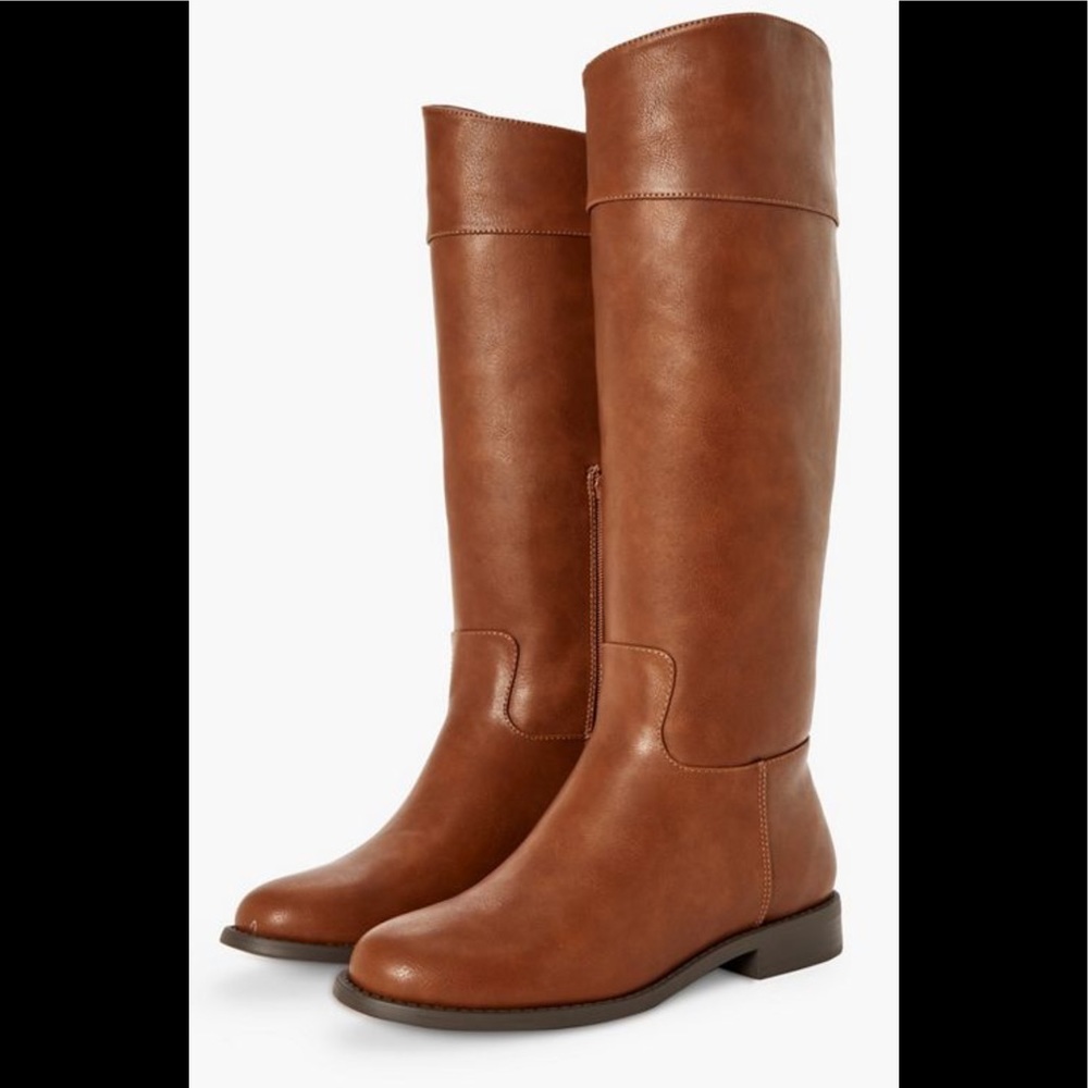 BNIB JustFab boots